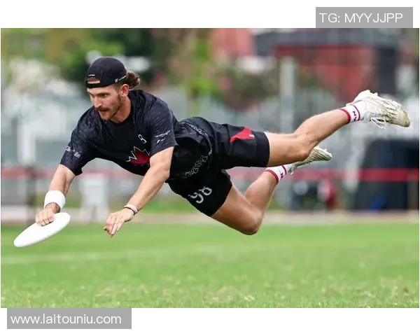 飞盘热潮引发讨论成都飞盘队速度之争成焦点