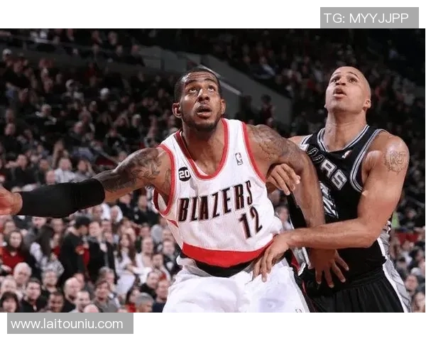 开扩者与雷霆的激烈对决谁能在赛场上笑到最后