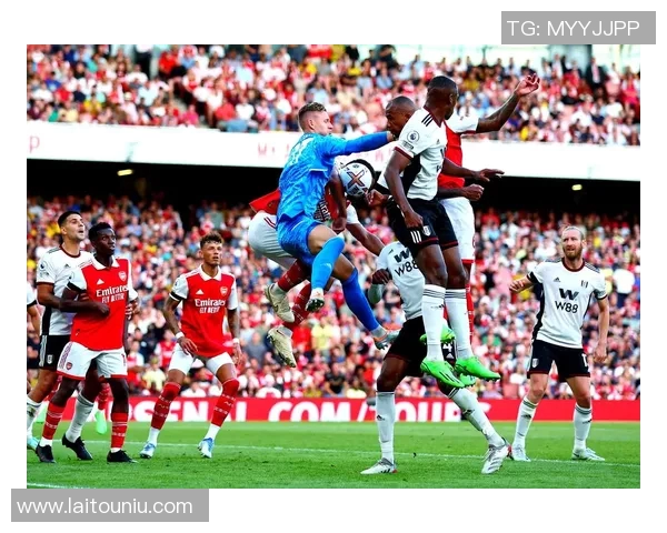 曼联与阿森纳激战正酣谁能在517的巅峰对决中笑到最后